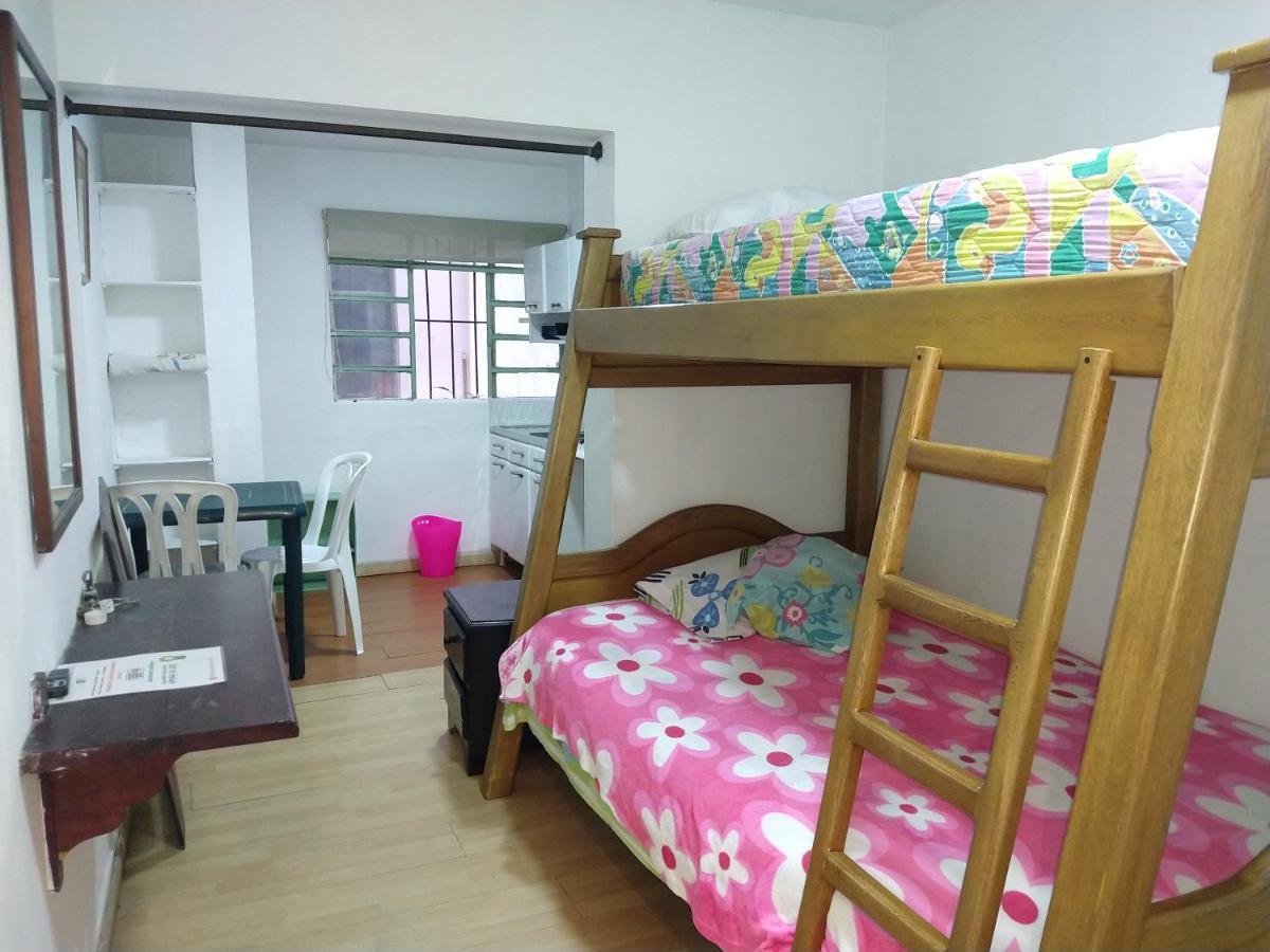 Habita Estudios Laureles Меделин Екстериор снимка