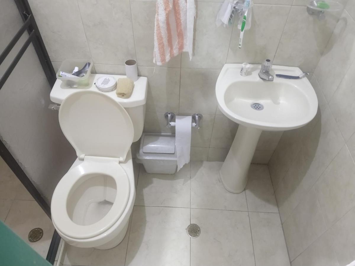 Habita Estudios Laureles Меделин Екстериор снимка