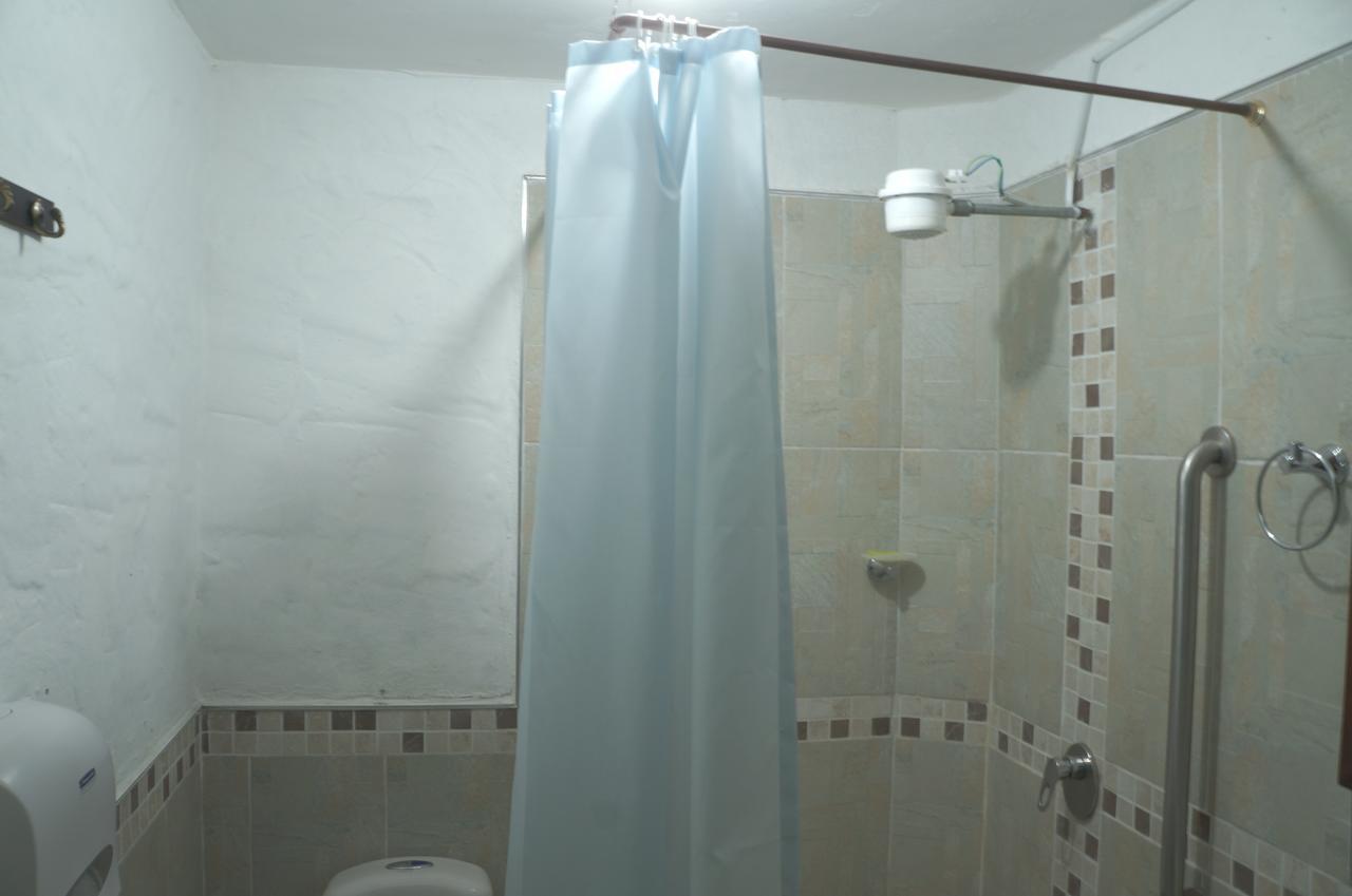 Habita Estudios Laureles Меделин Екстериор снимка
