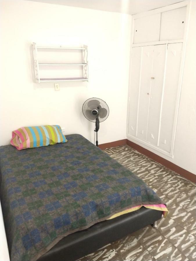 Habita Estudios Laureles Меделин Екстериор снимка