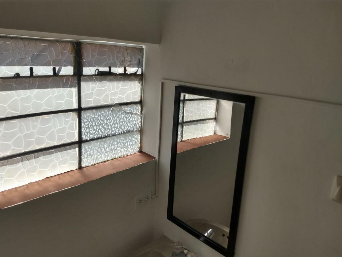 Habita Estudios Laureles Меделин Екстериор снимка